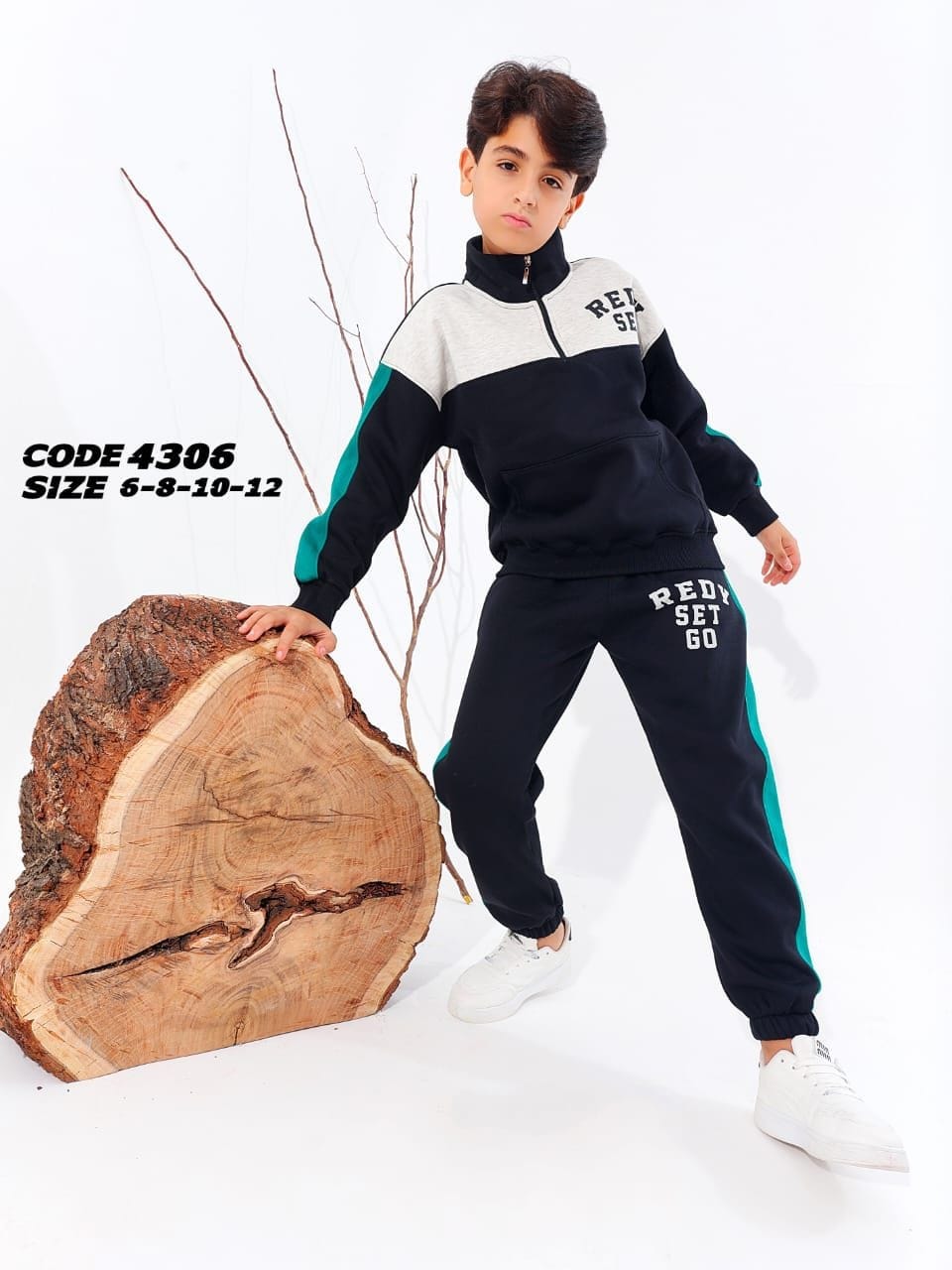 WhatsApp Image 2025-10-24 at 9.47.42 PM (2) Boys Winter Pajama Set-4306 - الصورة 1